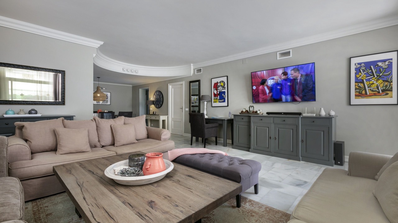Photo of Livingroom in Golden Mile