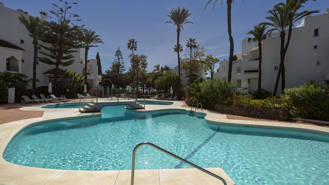 Photo of Outdoor in Golden Mile