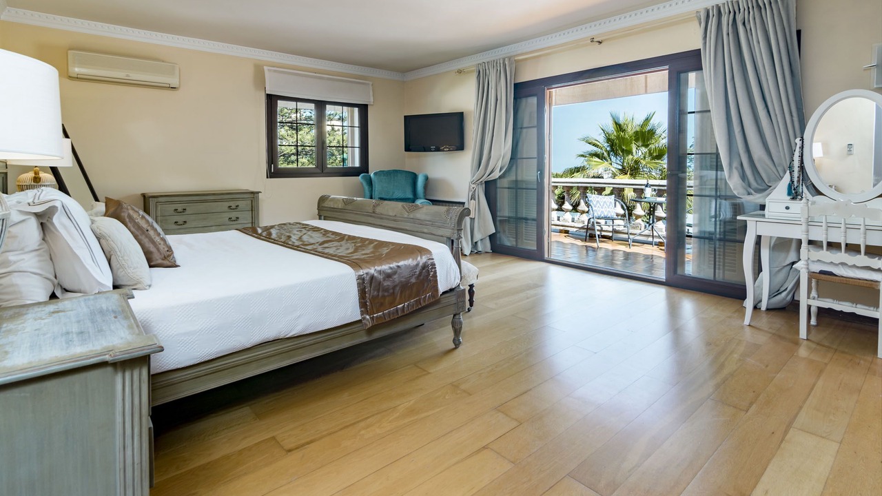 Photo of Bedroom in Marbella City Centre