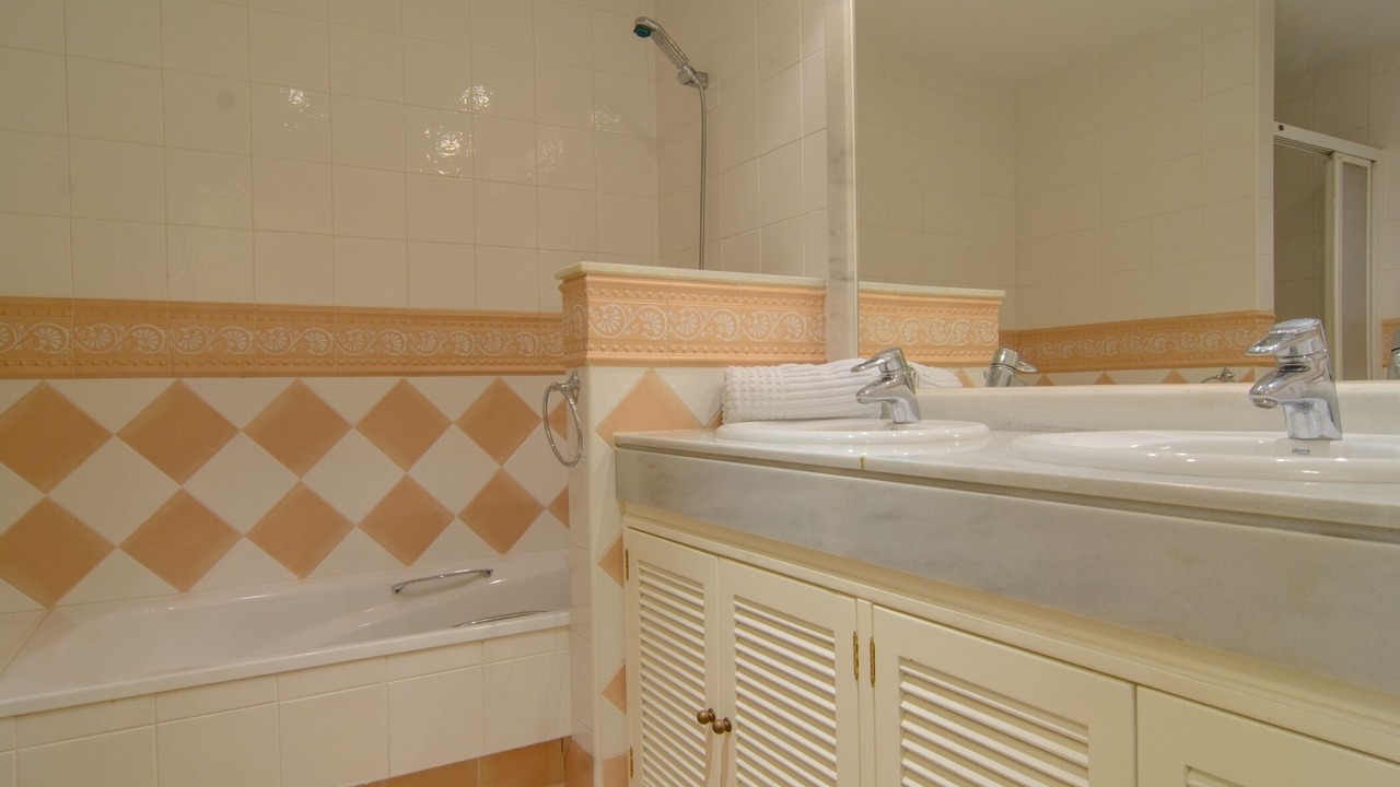 Photo of Bathroom in Nikki Beach