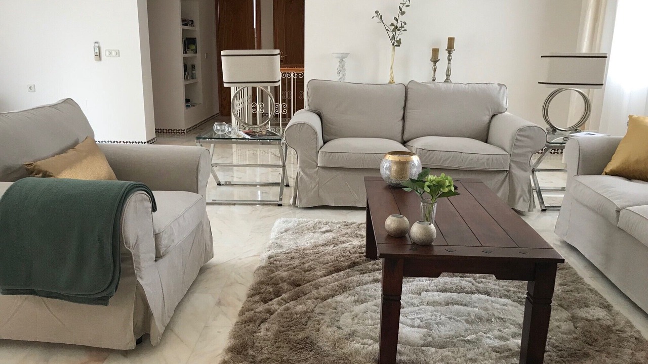 Photo of Livingroom in Golden Mile