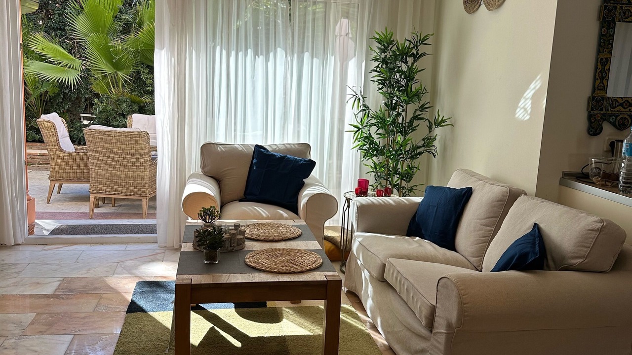 Photo of Livingroom in Golden Mile