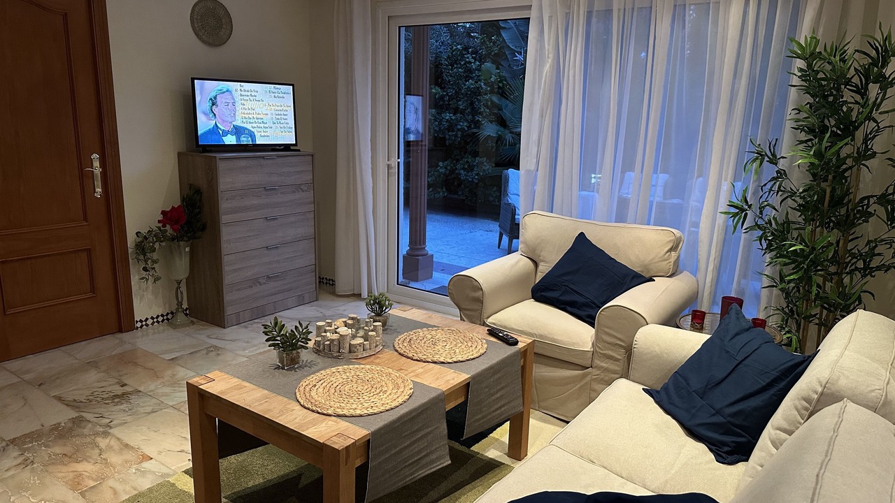 Photo of Livingroom in Golden Mile
