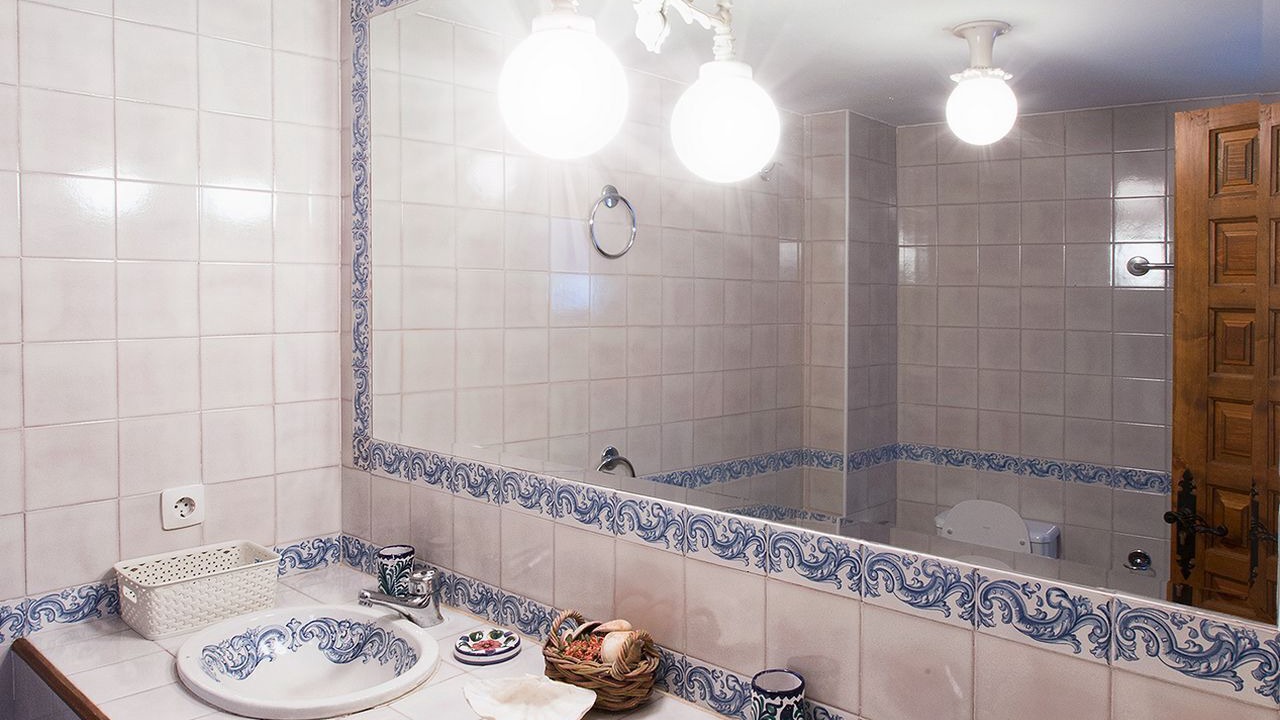 Photo of Bathroom in Marbella City Centre