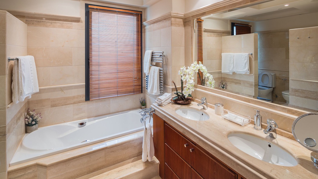 Photo of Bathroom in Golden Mile