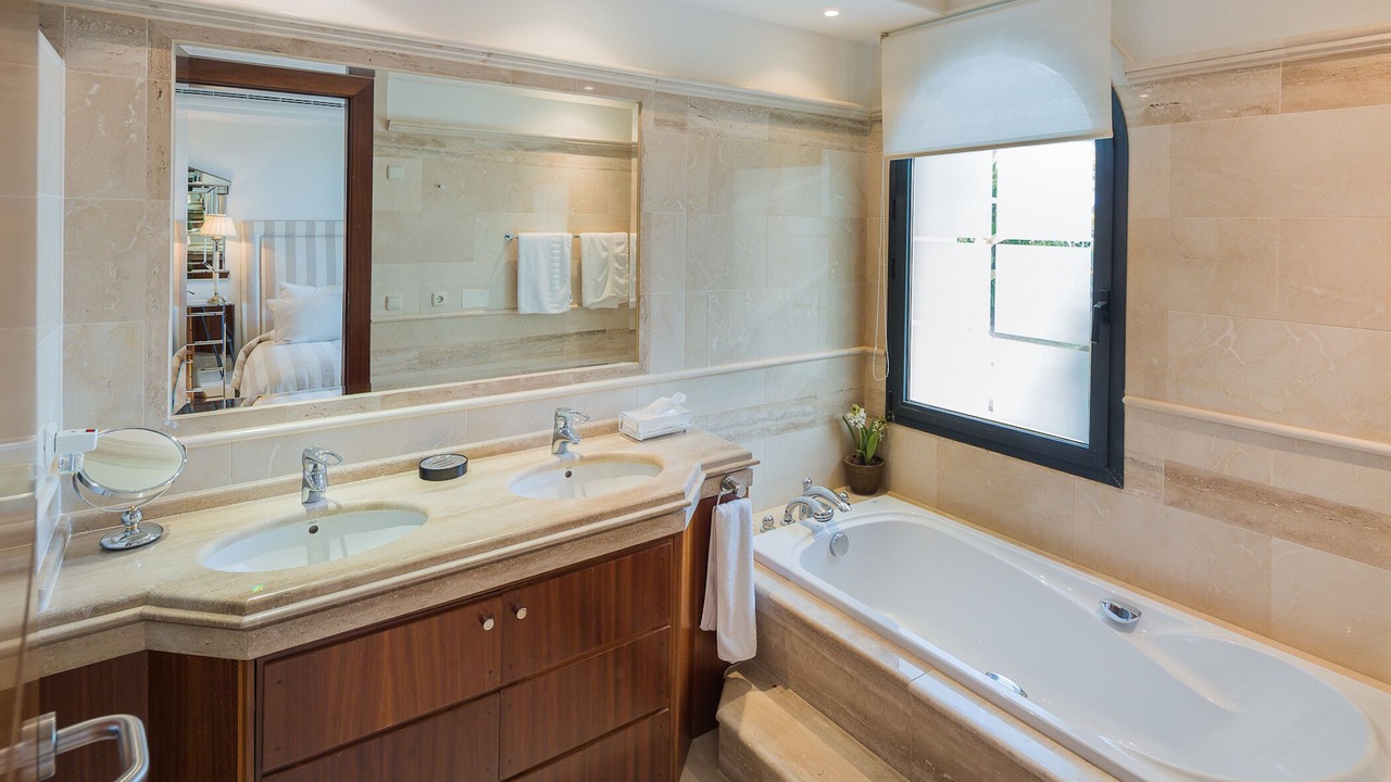 Photo of Bathroom in Golden Mile