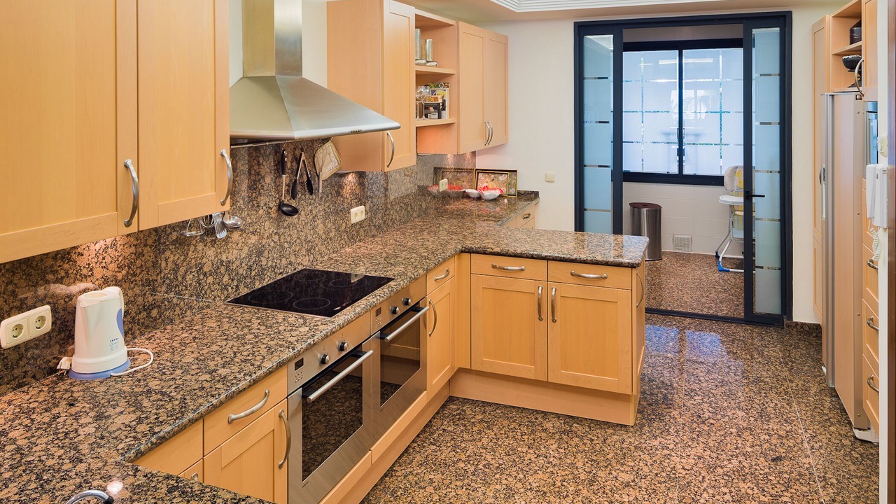Photo of Kitchen in Golden Mile