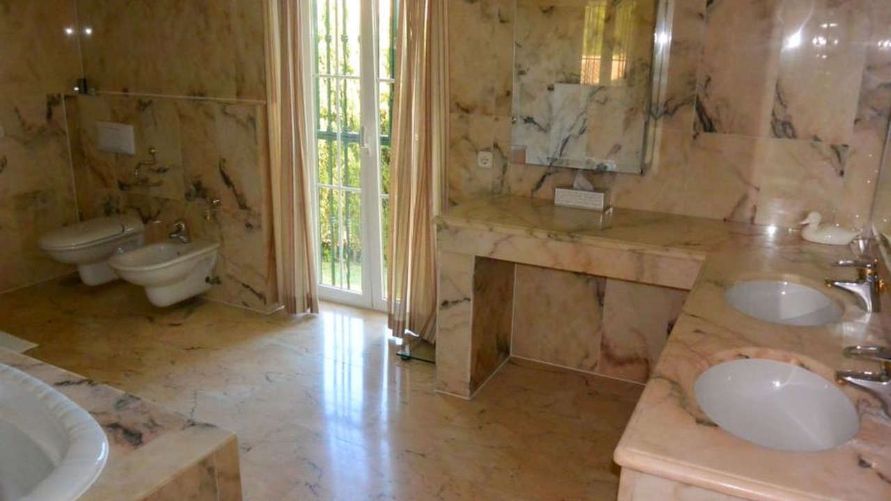 Photo of Bathroom in Elviria