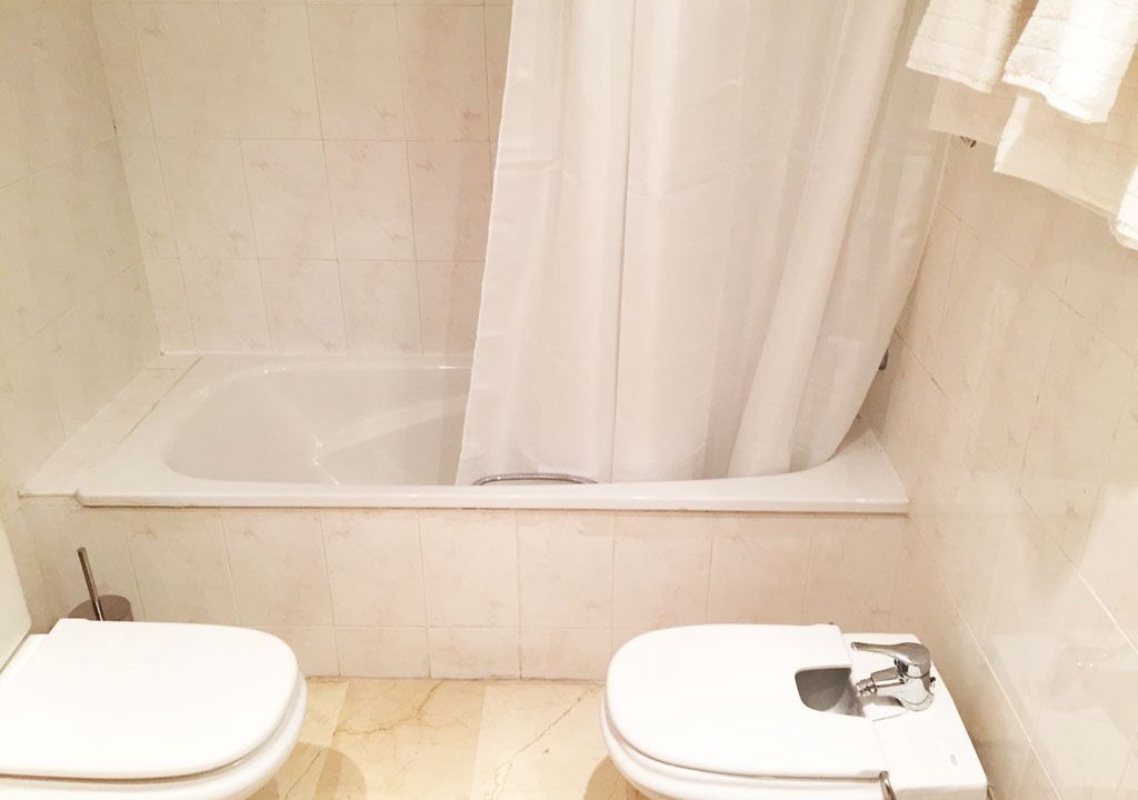Photo of Bathroom in Urbanizacion Costabella