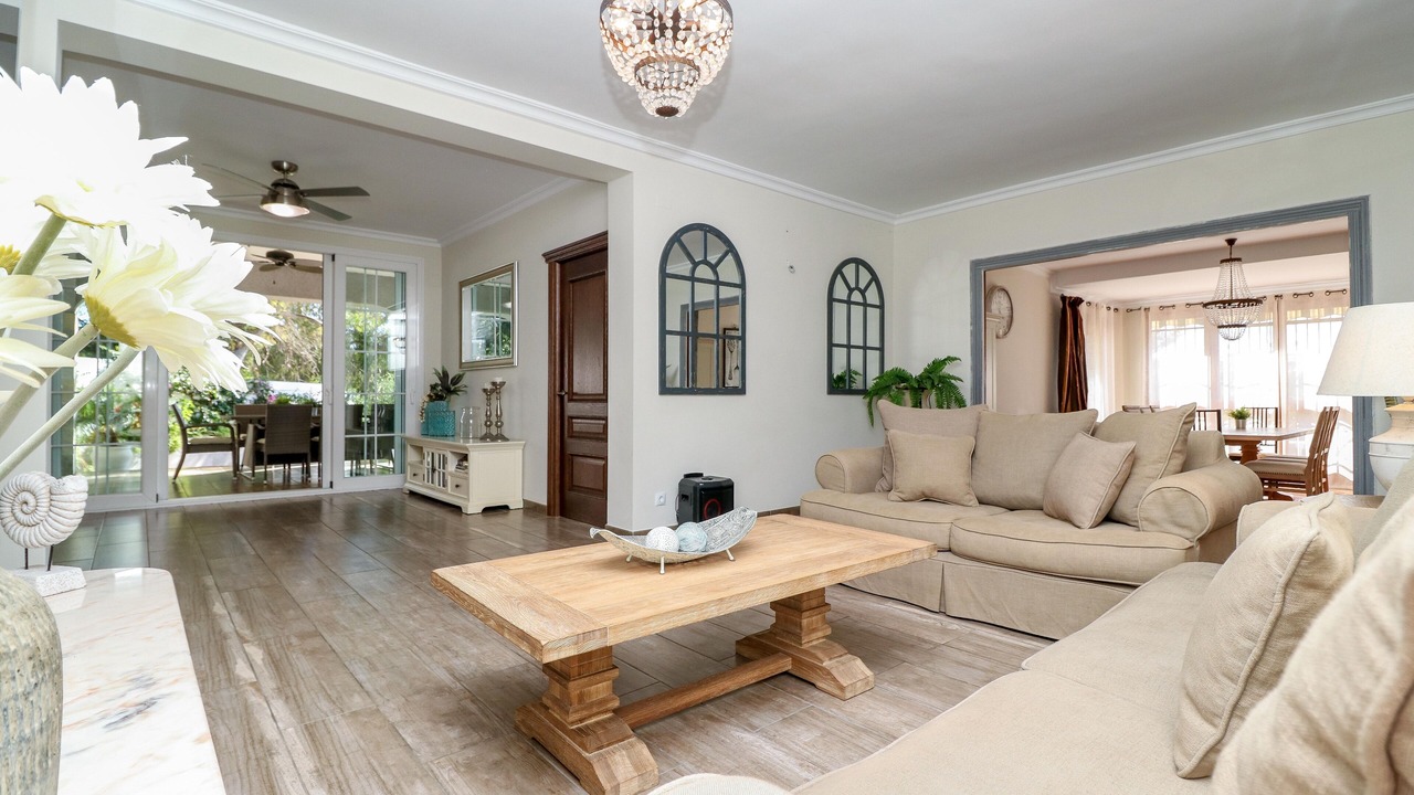 Photo of Livingroom in Nikki Beach