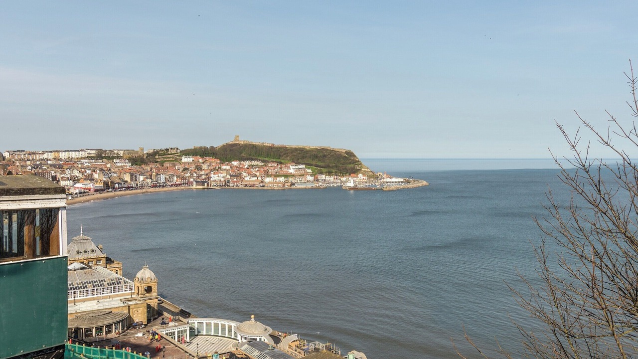 Photo of Others in South Cliff