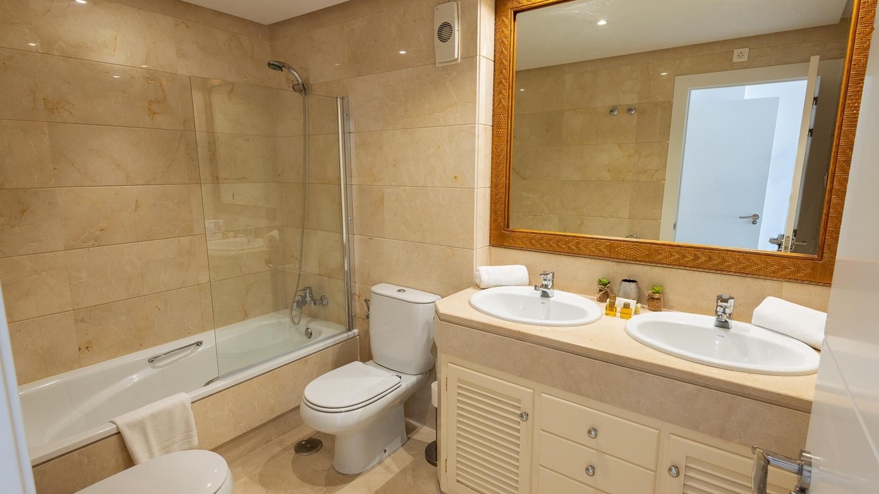 Photo of Bathroom in Puerto Banus