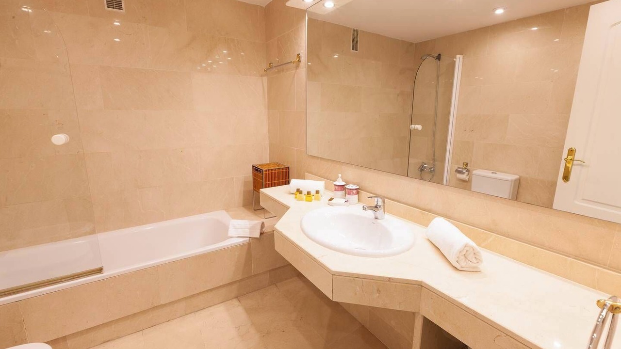 Photo of Bathroom in Puerto Banus
