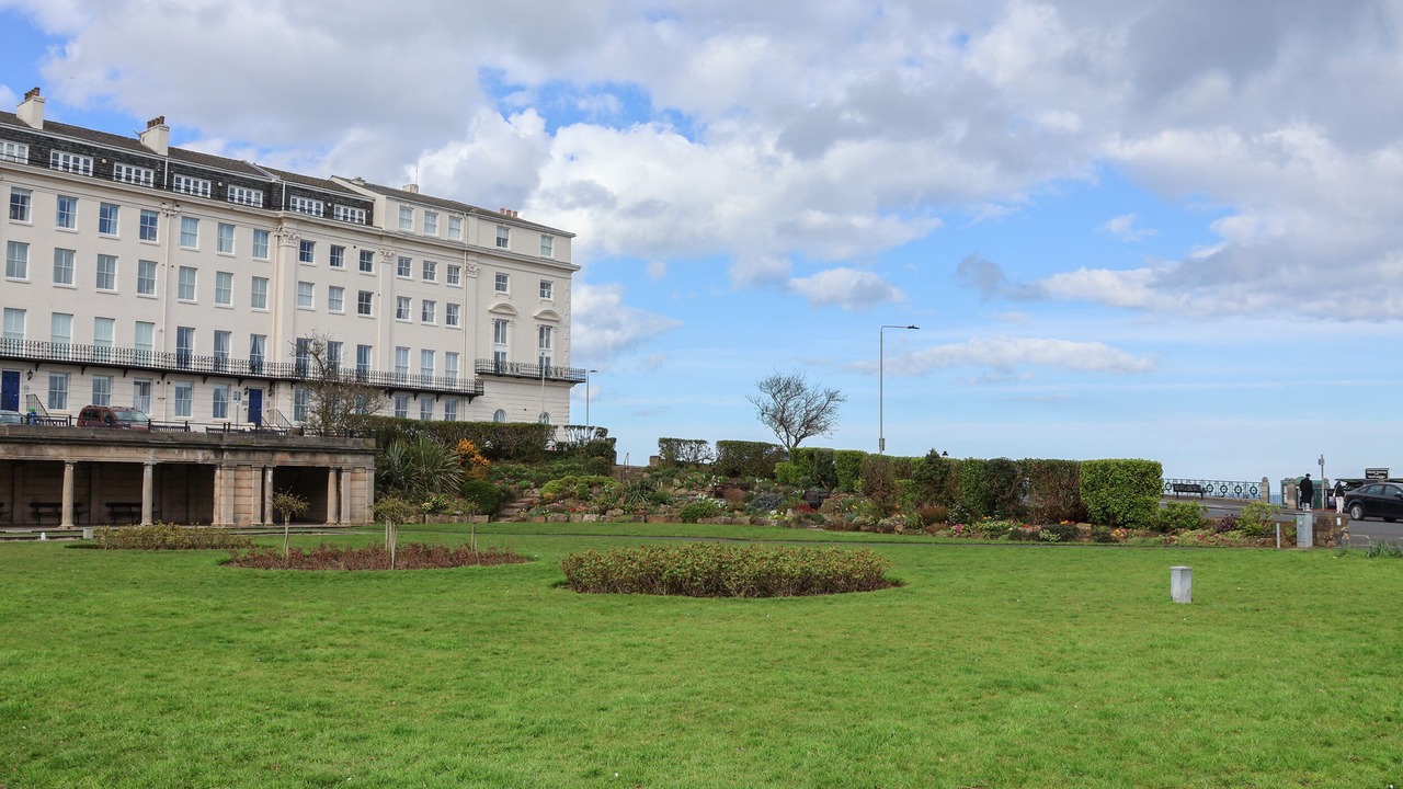 Photo of Outdoor in South Cliff