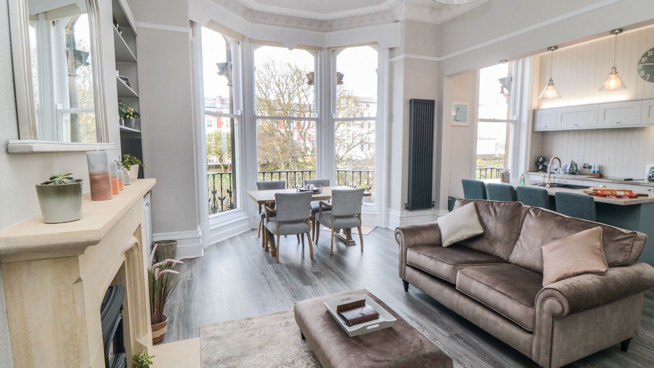 Photo of Livingroom in South Cliff