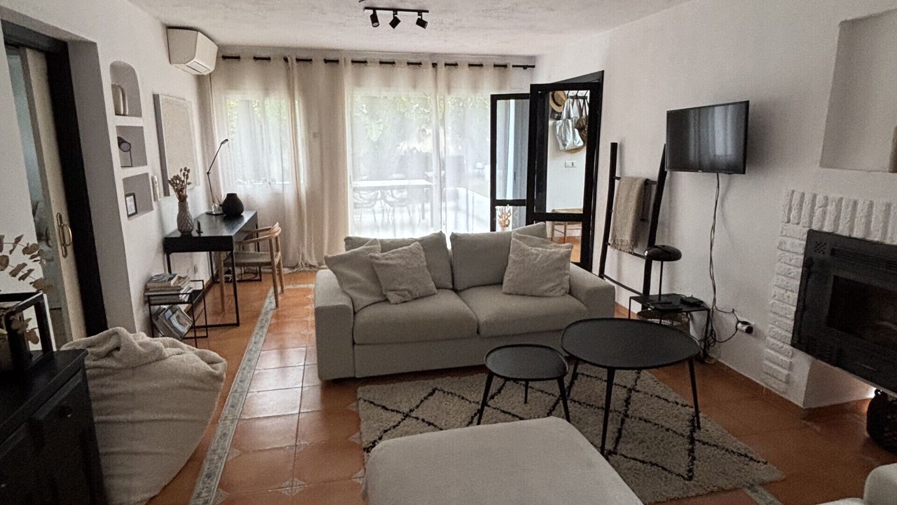 Photo of Livingroom in Urbanizacion Costabella