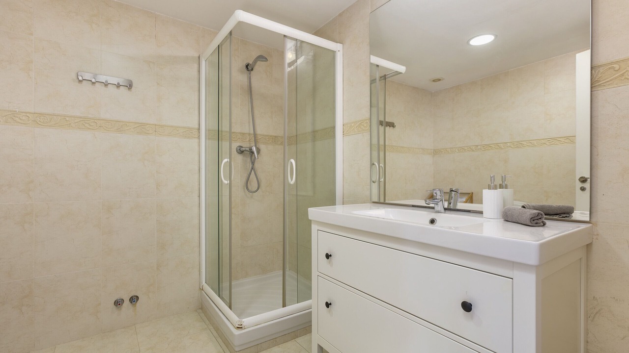 Photo of Bathroom in Golden Mile