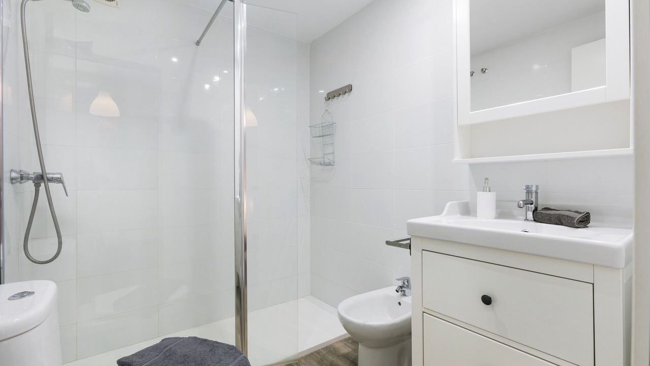 Photo of Bathroom in Golden Mile