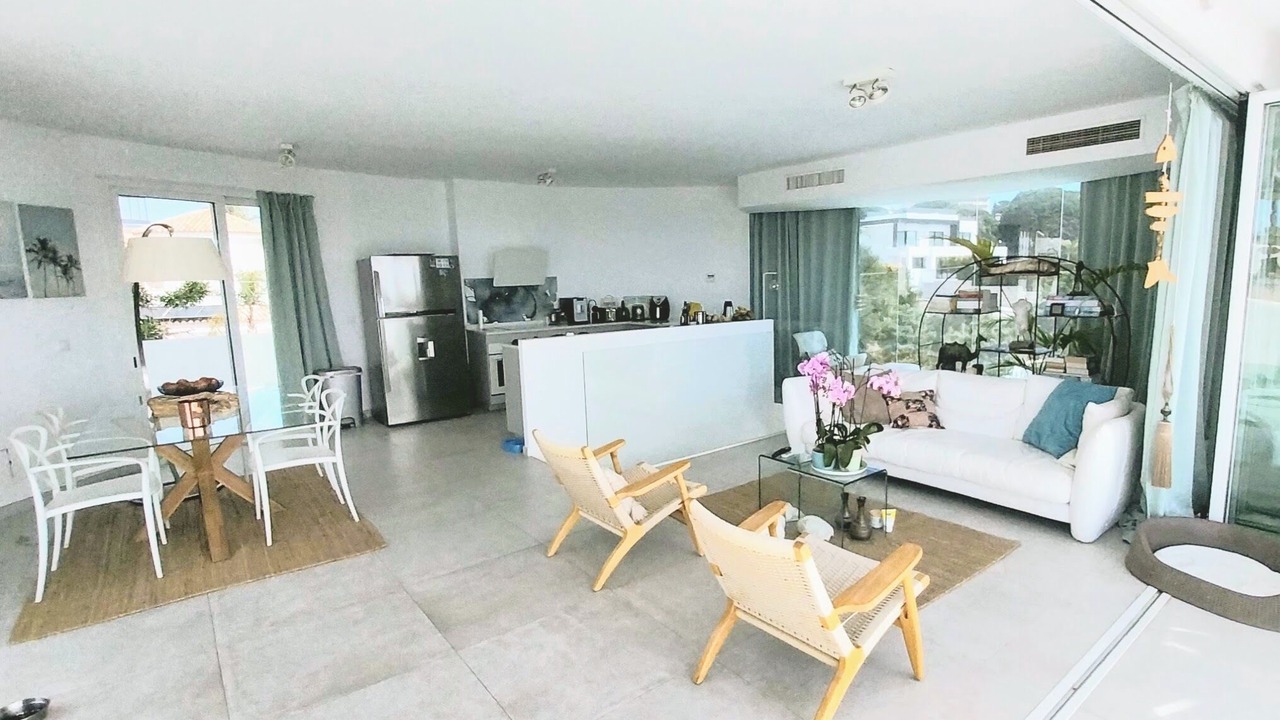 Photo of Livingroom in Urbanizacion Marbessa