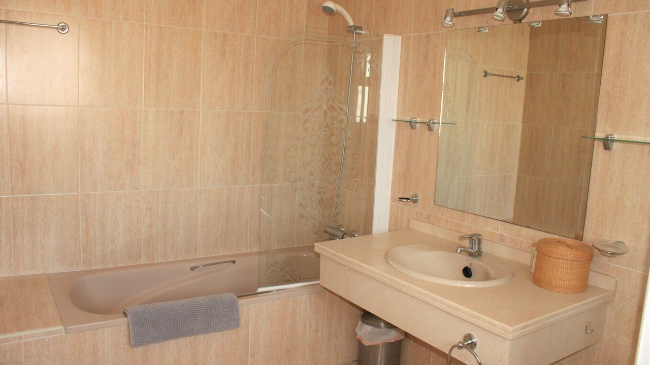 Photo of Bathroom in Urbanizacion Pinos Verdes