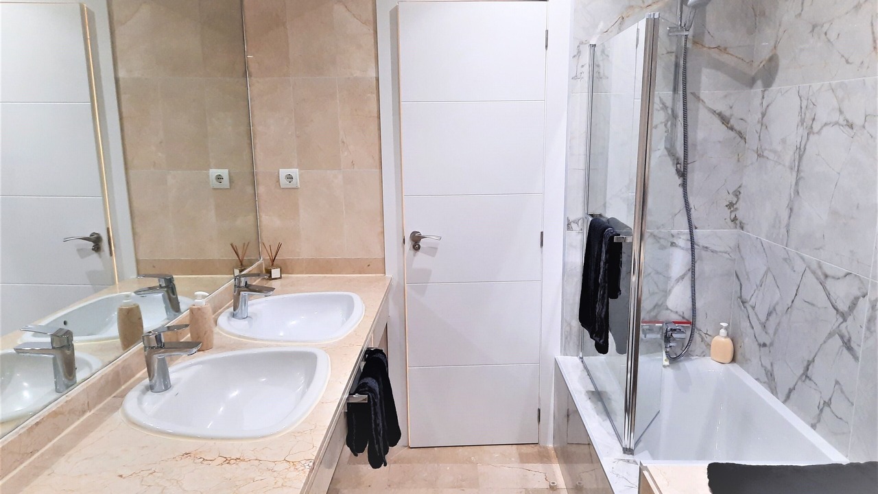 Photo of Bathroom in Puerto Banus