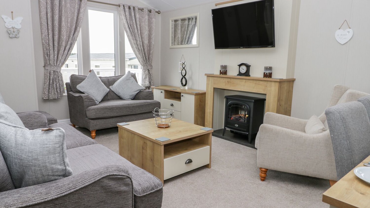 Photo of Livingroom in Cayton Bay