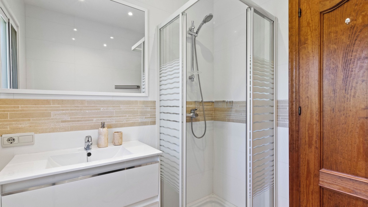 Photo of Bathroom in Urbanizacion Hacienda las Chapas