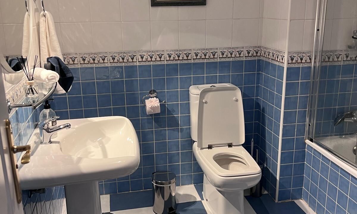 Photo of Bathroom in Urbanizacion Hacienda las Chapas