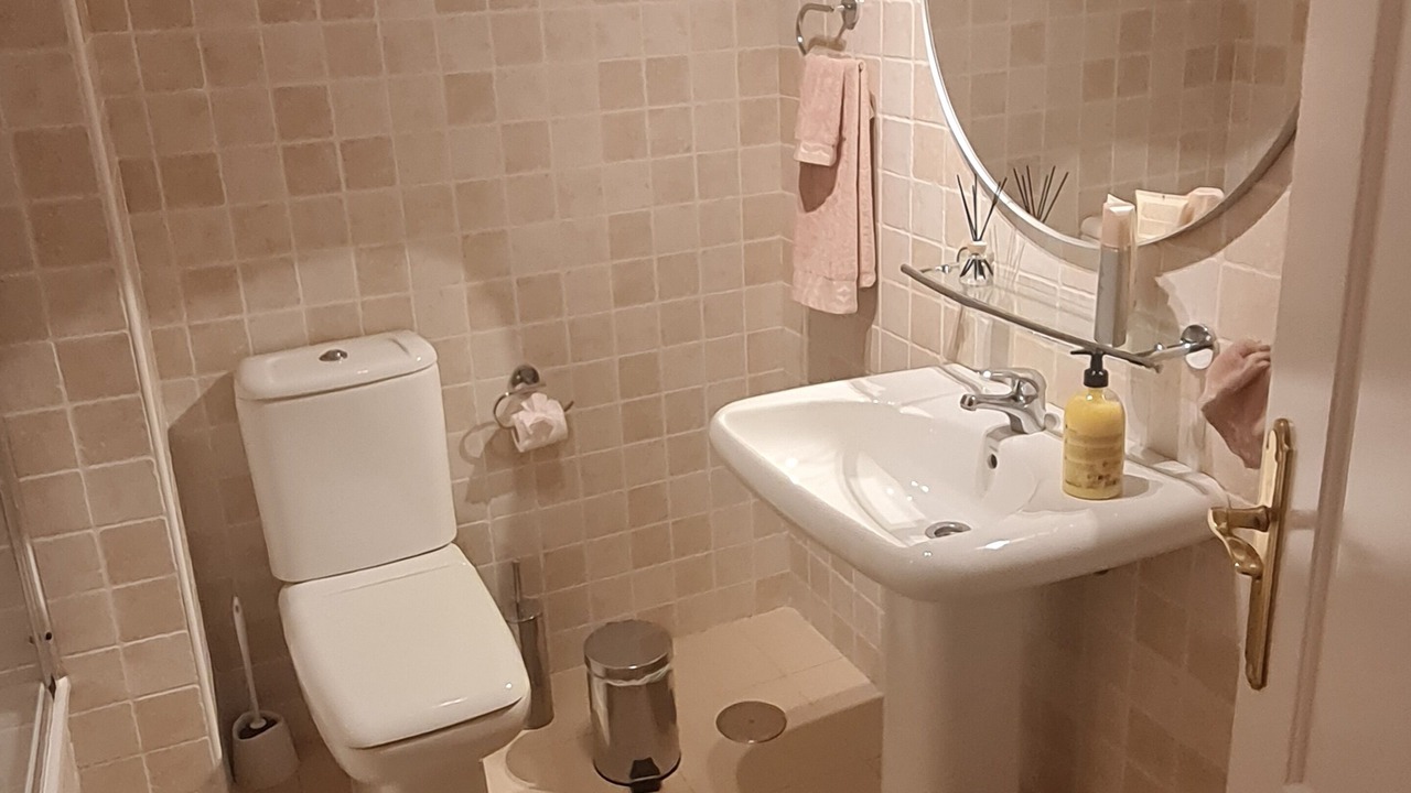 Photo of Bathroom in Urbanizacion Hacienda las Chapas