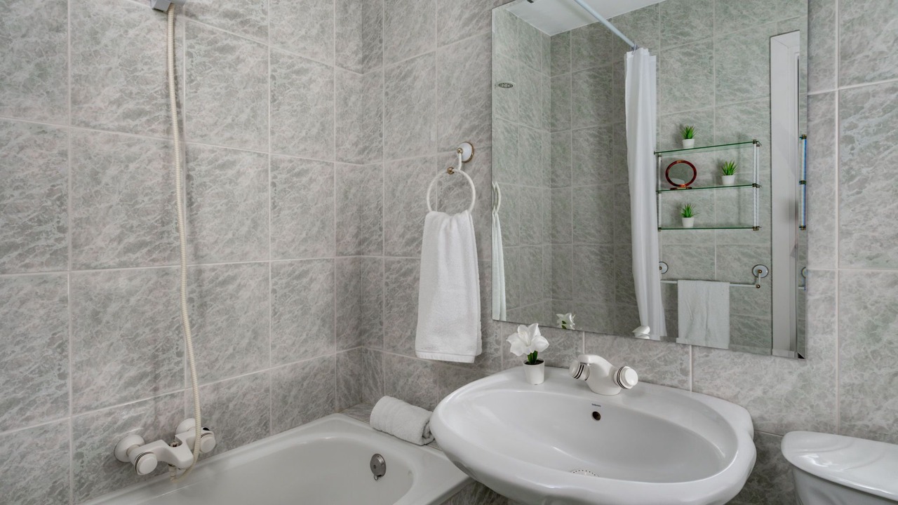 Photo of Bathroom in Elviria