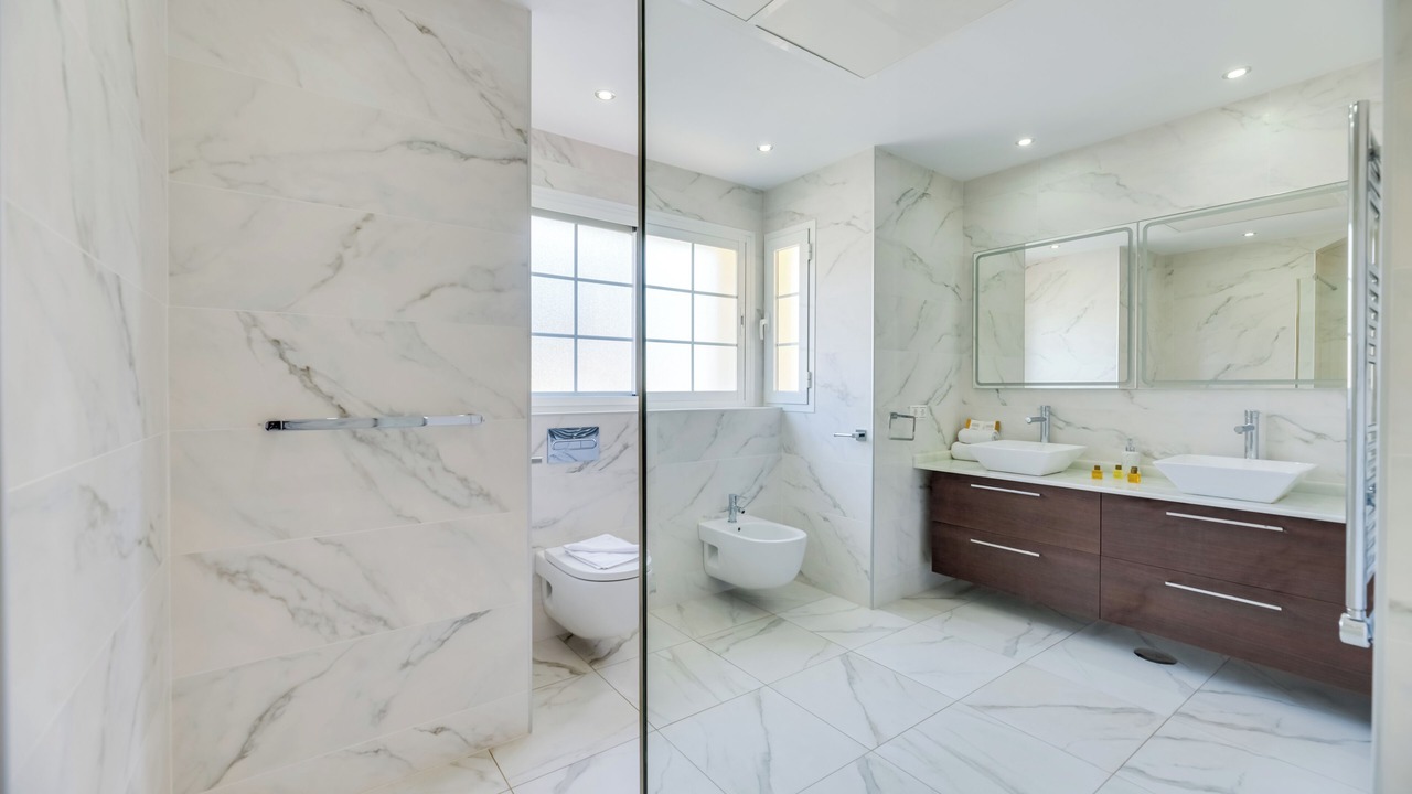 Photo of Bathroom in Elviria