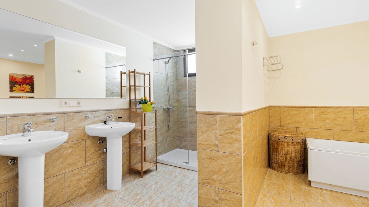 Photo of Bathroom in Puerto Banus