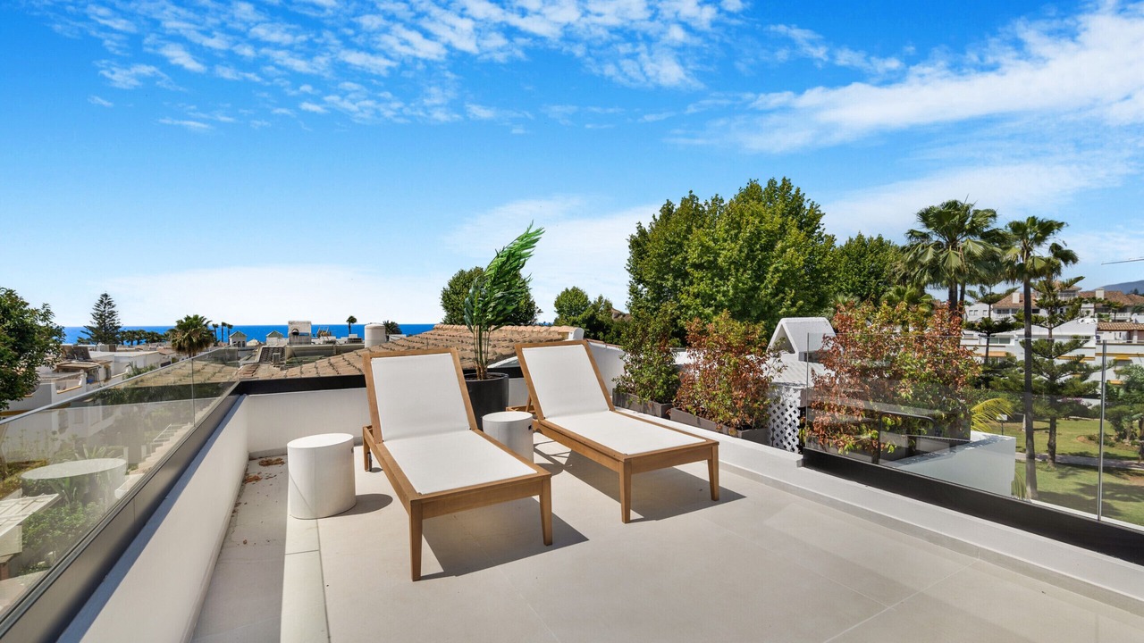 Photo of Patio Balcony in Golden Mile