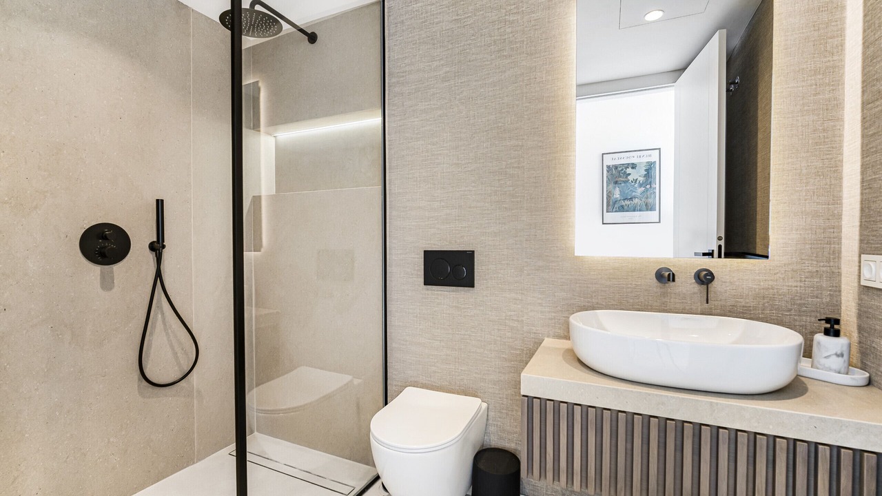 Photo of Bathroom in Golden Mile