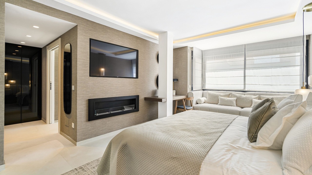 Photo of Bedroom in Golden Mile