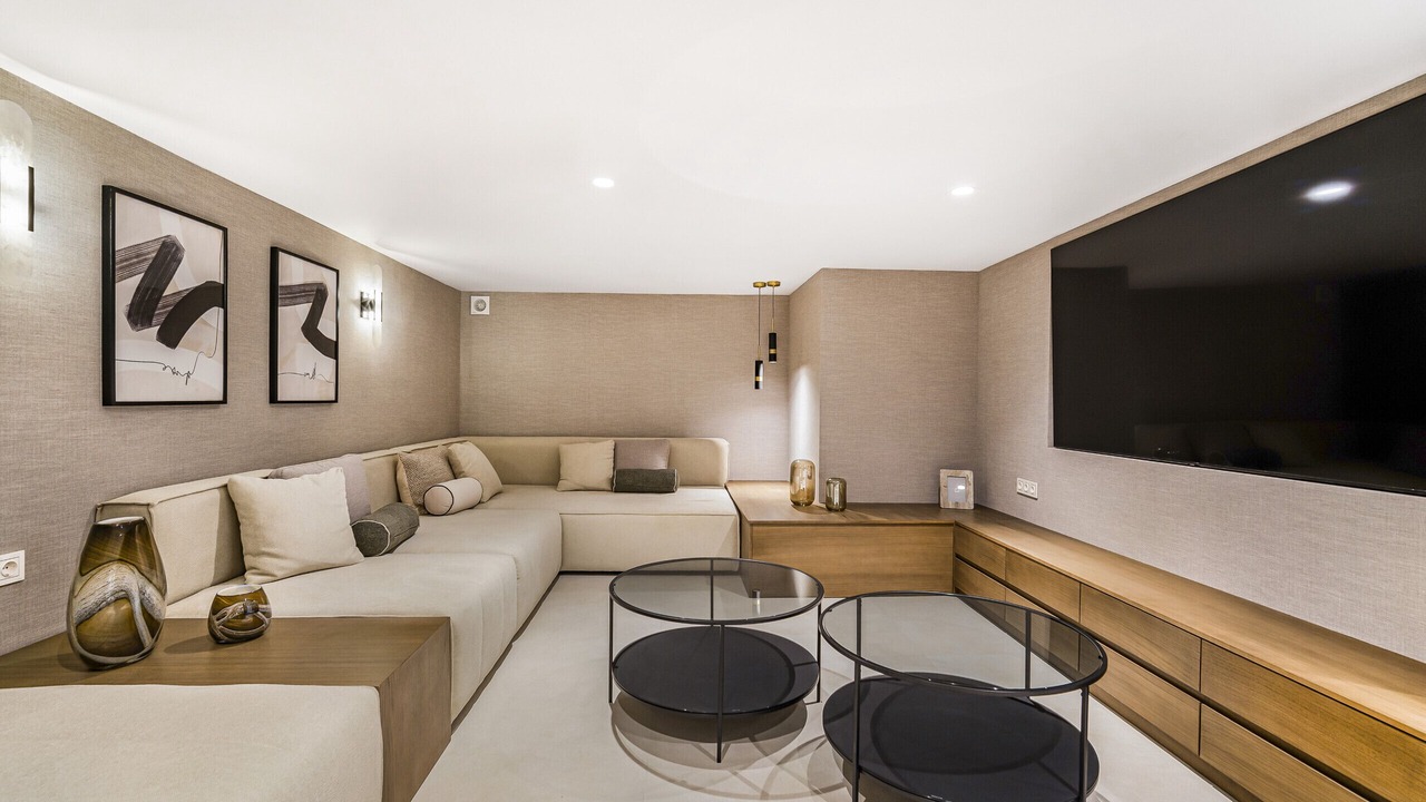 Photo of Livingroom in Golden Mile