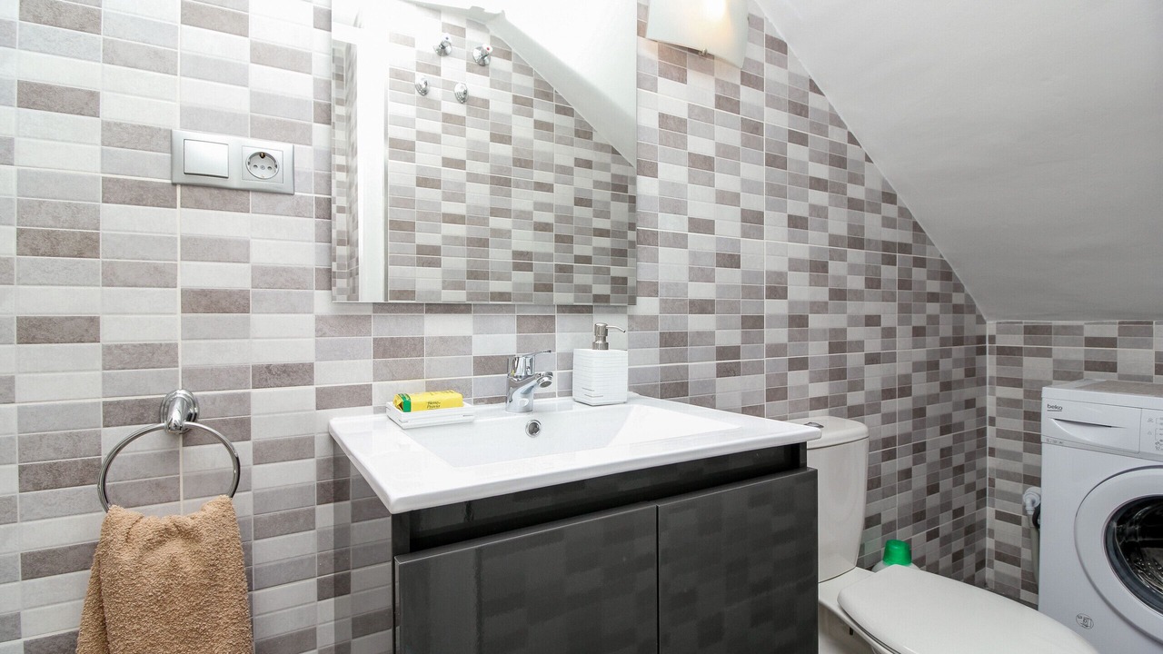 Photo of Bathroom in Urbanizacion Hacienda las Chapas