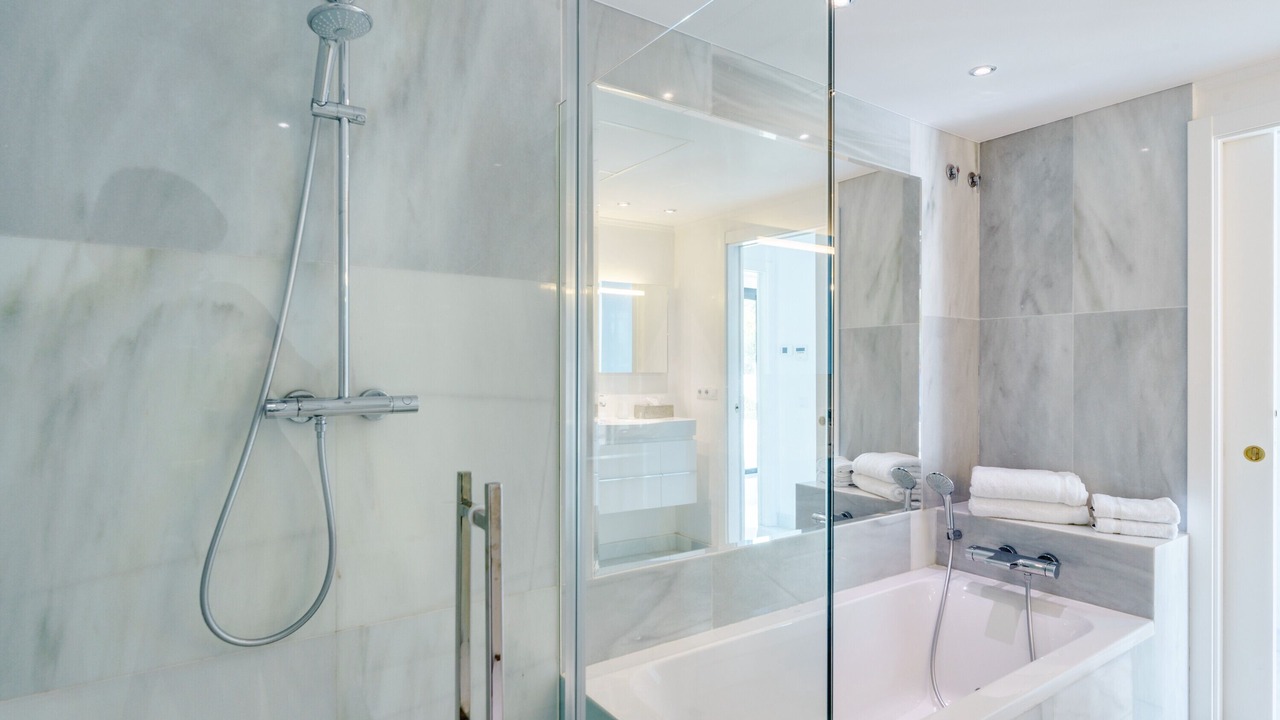 Photo of Bathroom in Urbanizacion Hacienda las Chapas