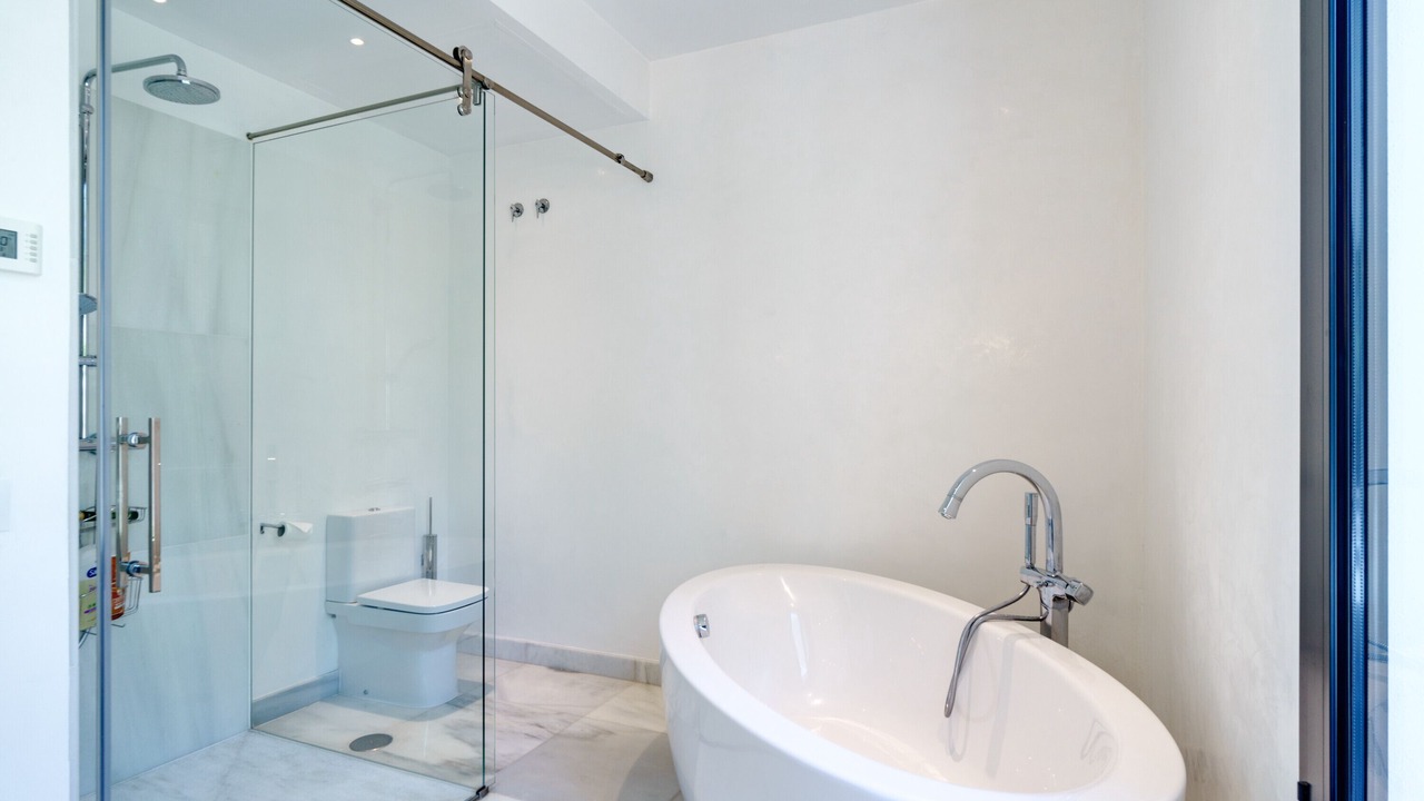 Photo of Bathroom in Urbanizacion Hacienda las Chapas