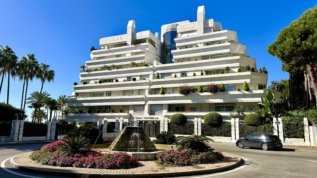 Photo of Outdoor in Golden Mile