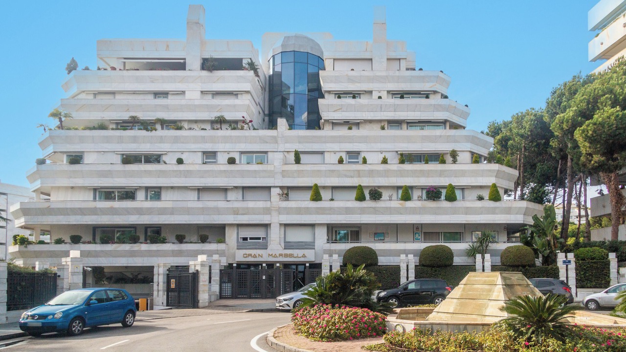 Photo of Outdoor in Golden Mile