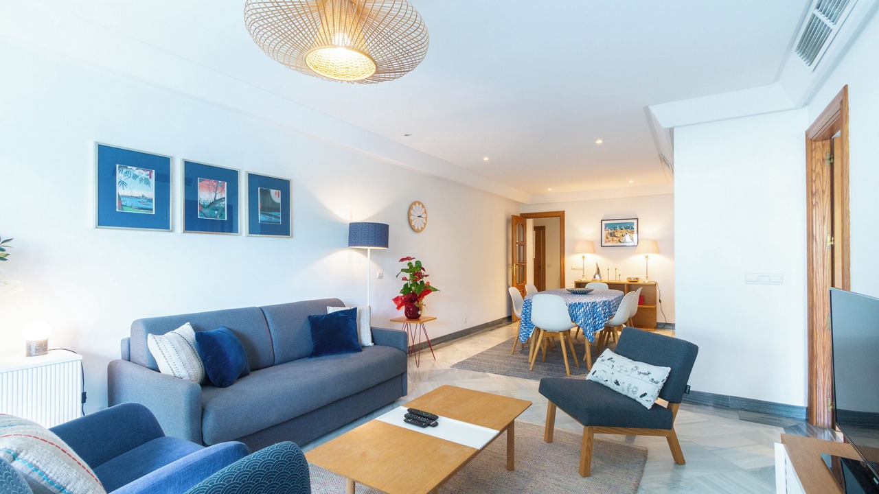 Photo of Livingroom in Golden Mile