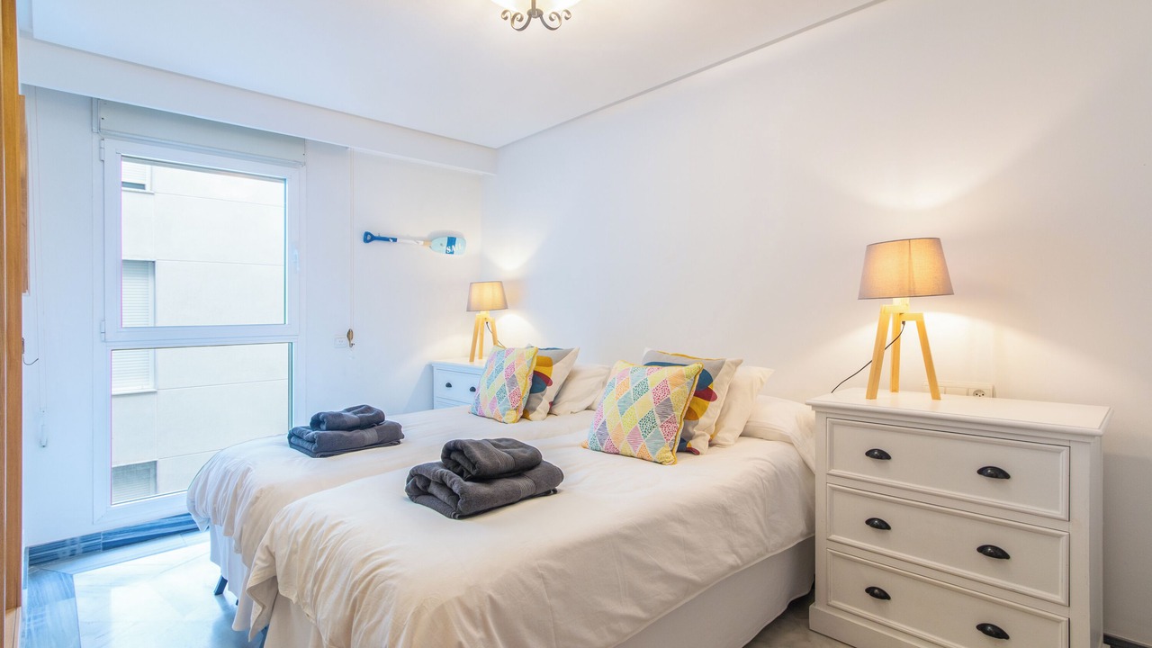 Photo of Bedroom in Golden Mile