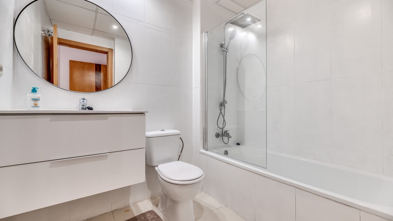 Photo of Bathroom in Urbanizacion Pinos Verdes