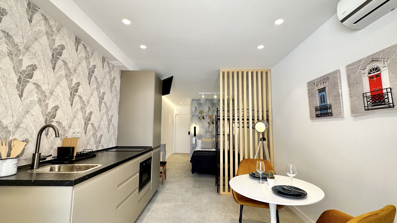 Photo of Bedroom in Marbella City Centre