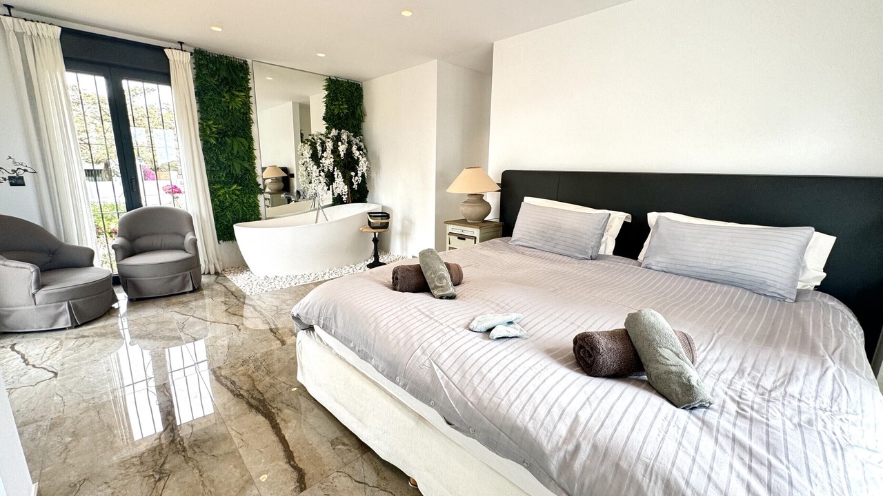 Photo of Bedroom in Carib Playa