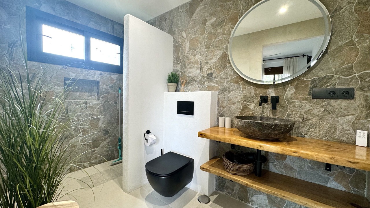 Photo of Bathroom in Carib Playa