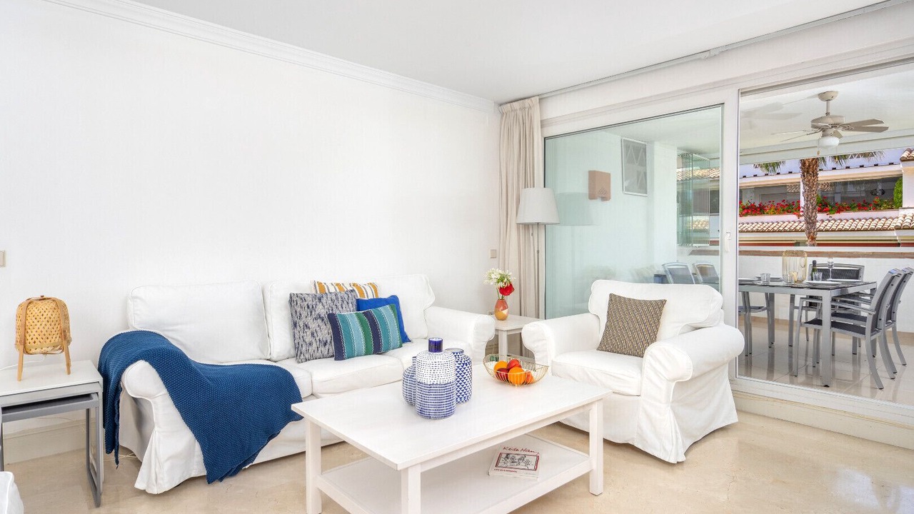 Photo of Livingroom in Golden Mile