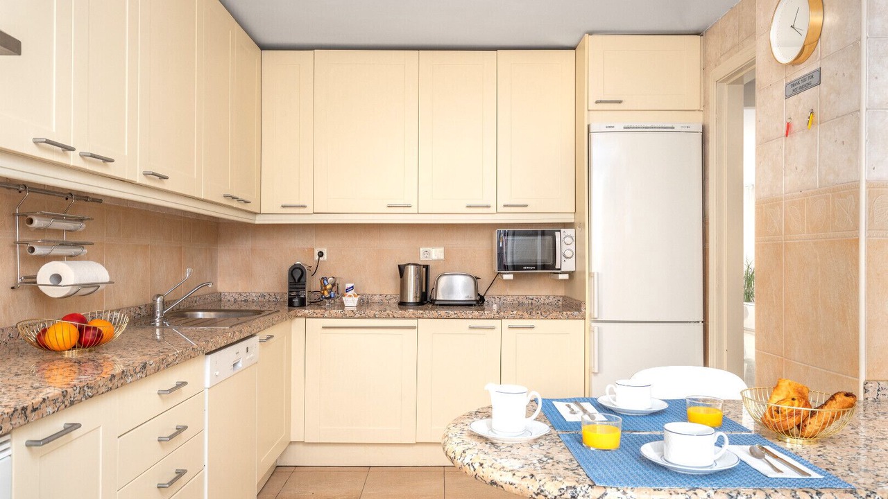Photo of Kitchen in Golden Mile