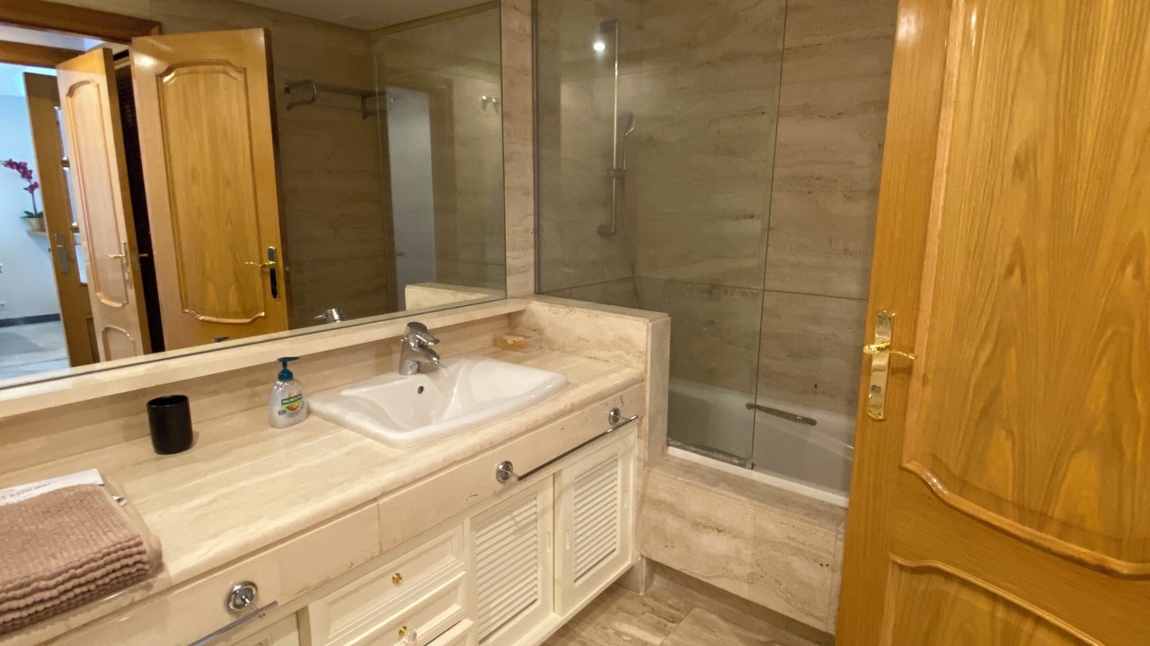 Photo of Bathroom in Golden Mile